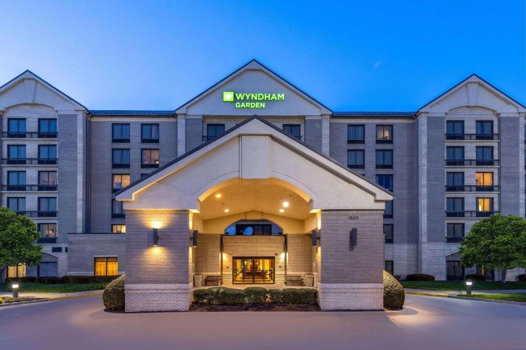 Wyndham Garden Kansas City Airport photo