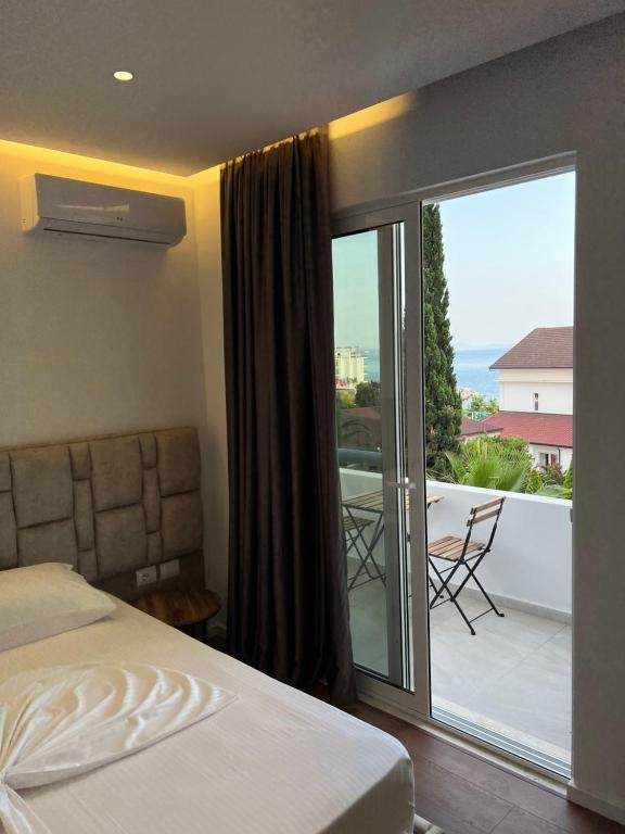 Hotel Andrea — Hotel in Saranda