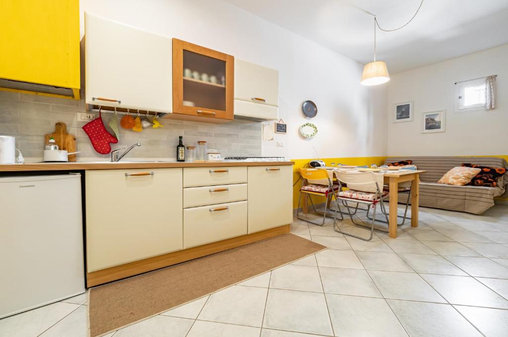 GuestHost - La Spezia Central Apartment - near the Station - 4