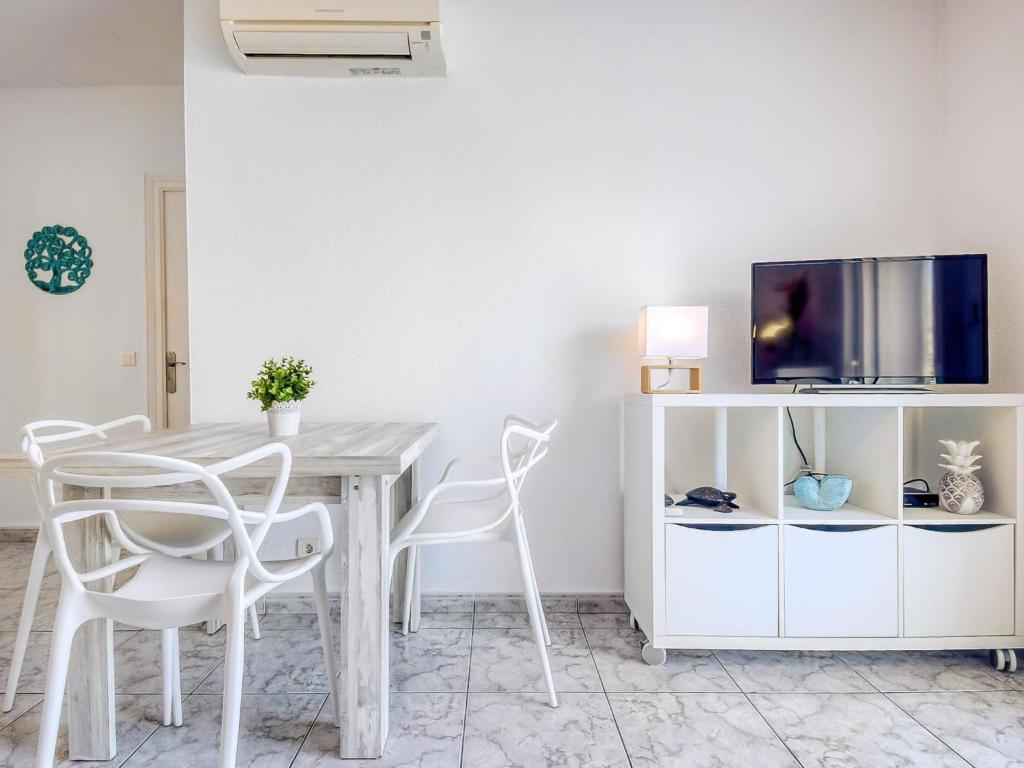 Apartment Bahia 58 by Interhome - 3