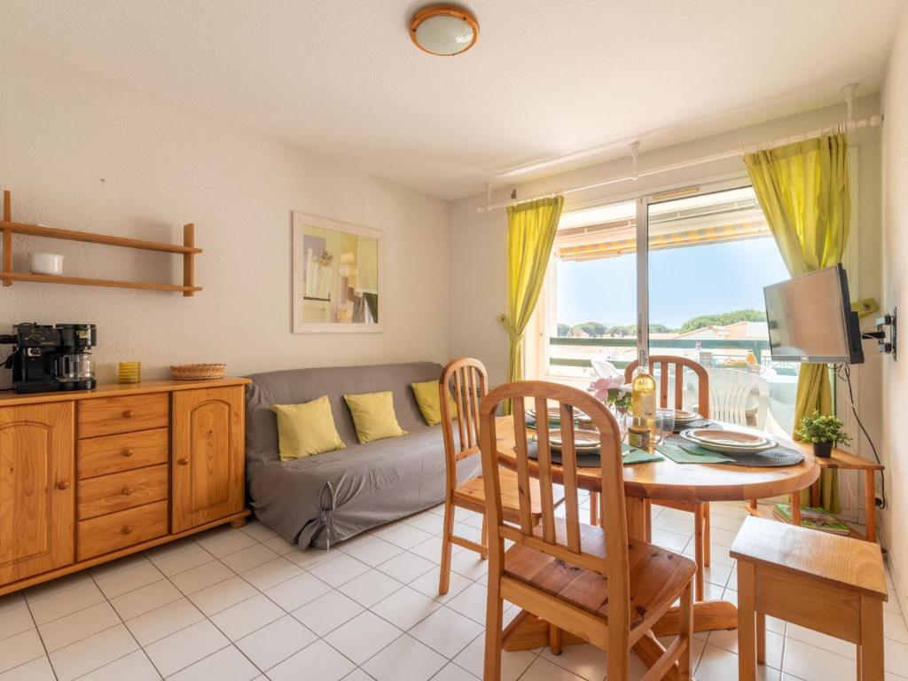 Apartment Les Terrasses du Lac-9 by Interhome - 2