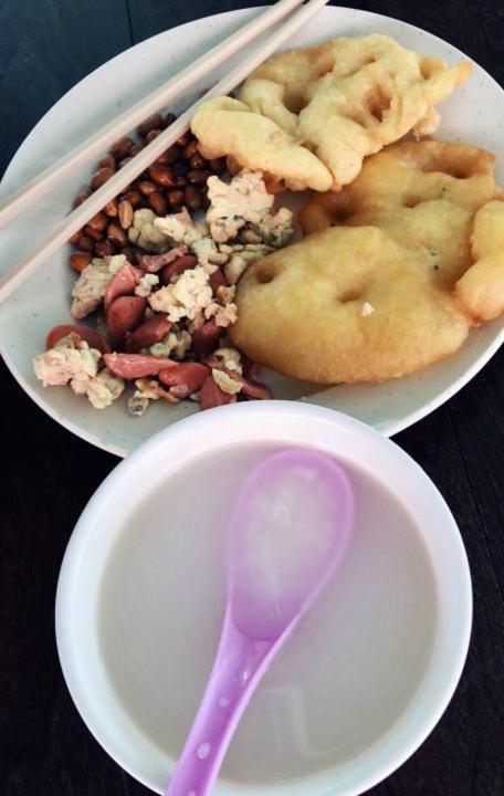 HUAQIAO HOMe 侨之家7月起供早餐begin breakfast served in july photo