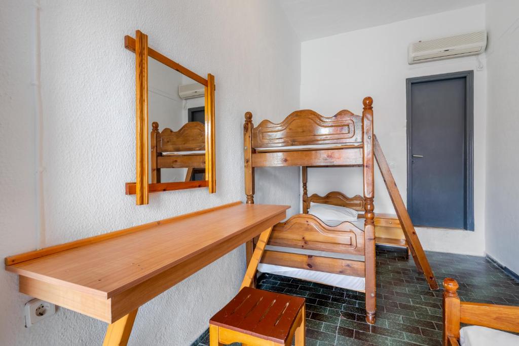 The Pink Palace Hostel photo