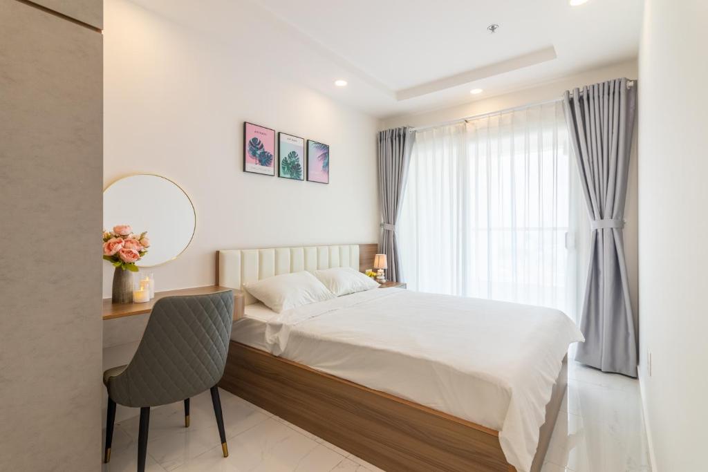 New Luxury 2BR Apt – Terra Royal Ho Chi Minh City