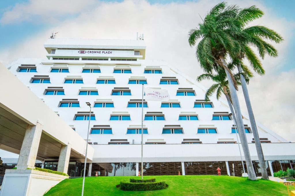 Crowne Plaza Managua photo