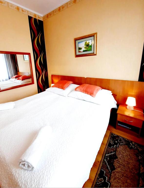 Hotel Bursztyn photo