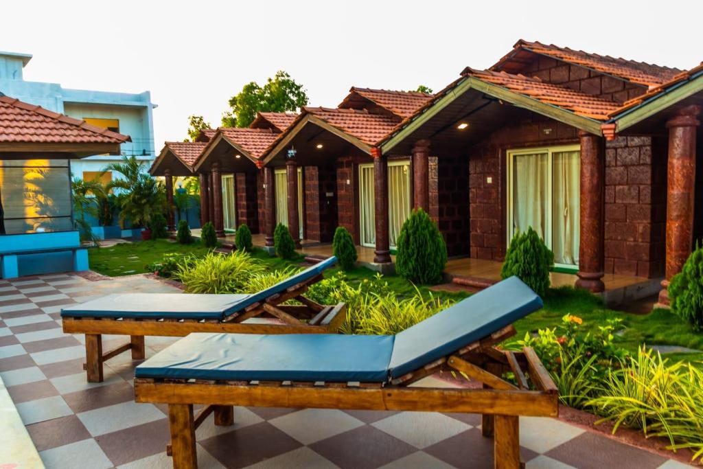 Rofinos Cottages — Hotel in Goa
