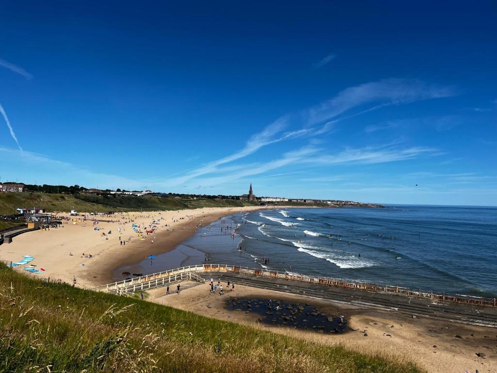 Two the Manor Born, Tynemouth photo 8