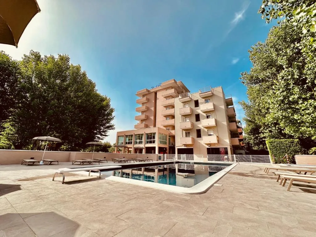 Hotel St Gregory Park, מלון ברימיני