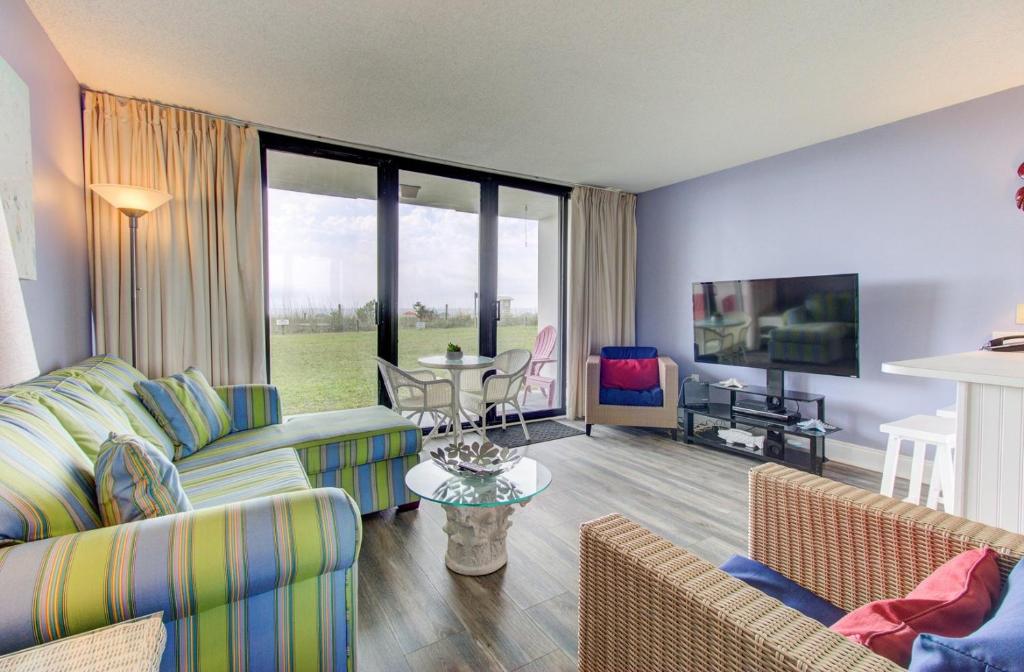 0102 Beach It by Atlantic Towers, Carolina Beach