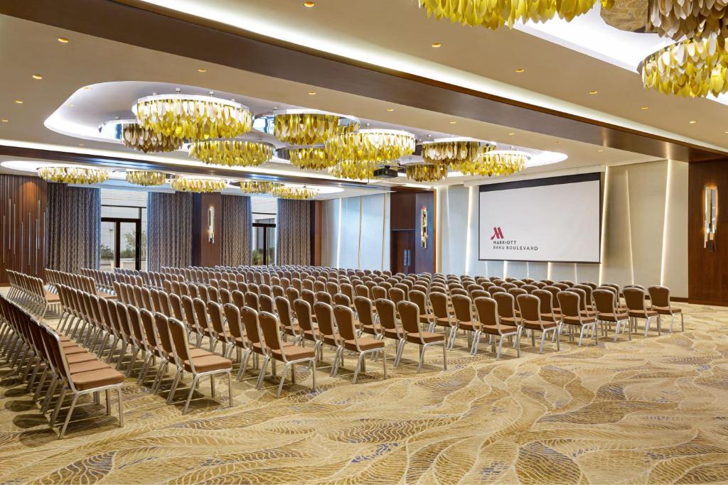 Toplantı odası / Geniş salon