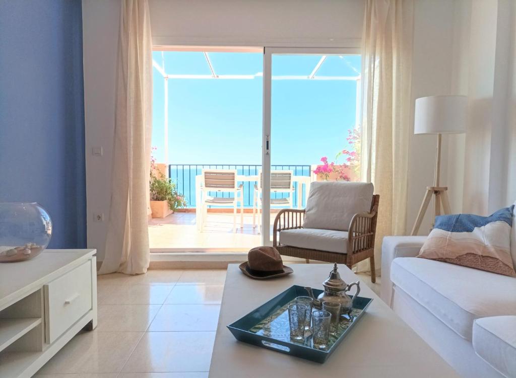 Carvajal Beach Seaview Apartment - 5