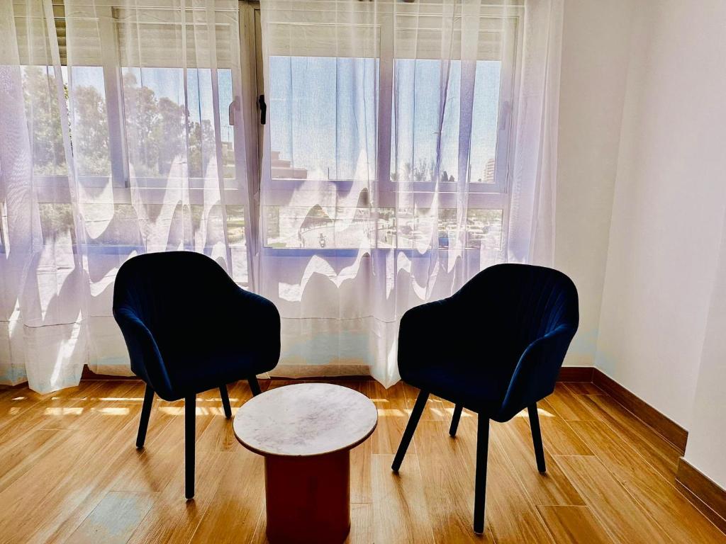 Apartamento CENTRICO REFORMADO 2023 - 2
