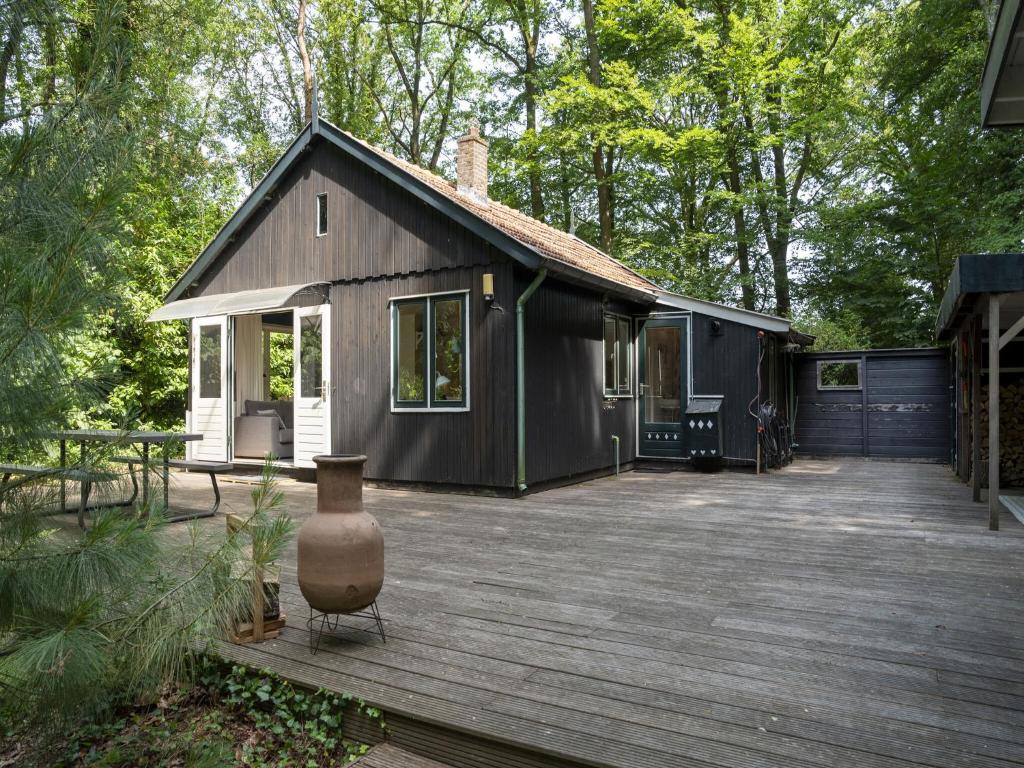 Tranquil holiday home in Epse with sauna