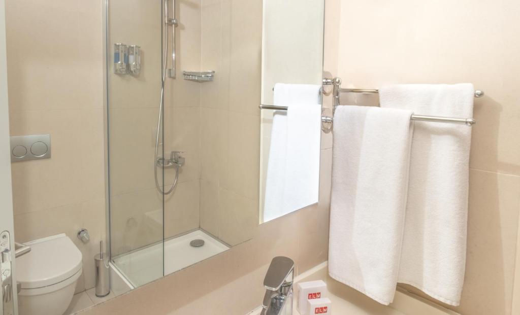 Elm Suite Hotel photo