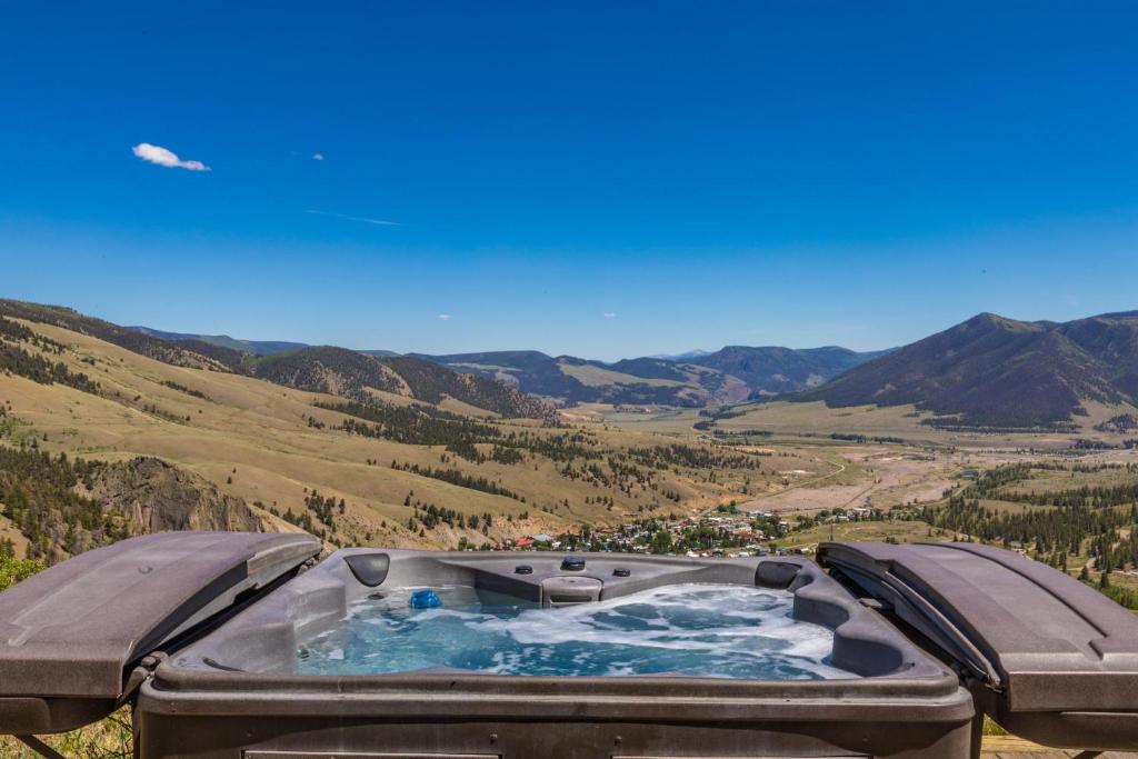 Overlook at the Black Chief