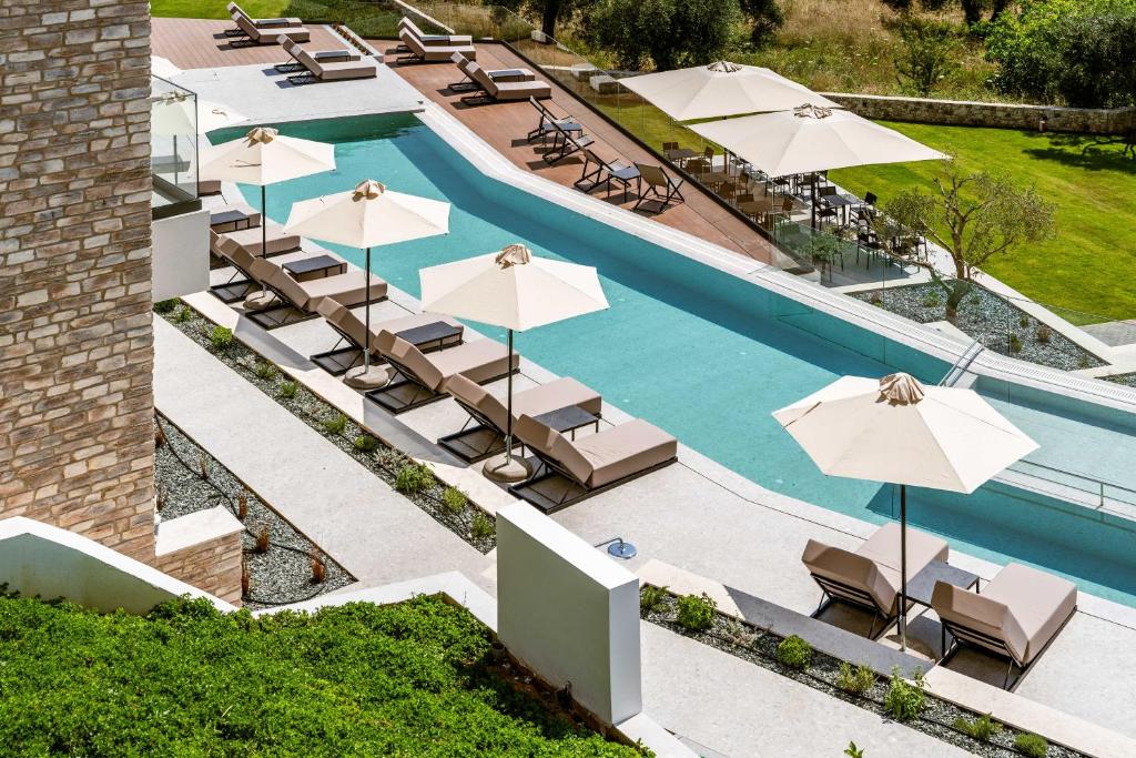 The View Hotel Sofas Coastal Retreat photo