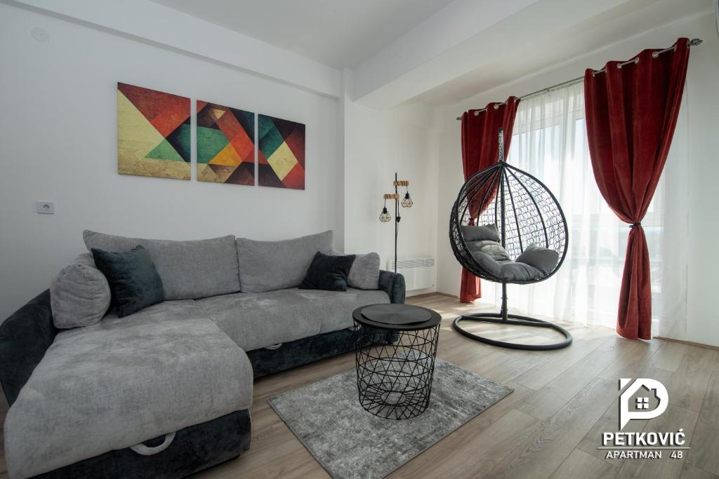 Petković apartmani 48, Jagodina