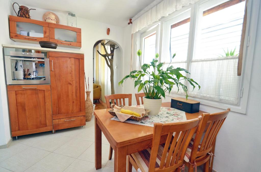 Apartment OAZA, Kotor