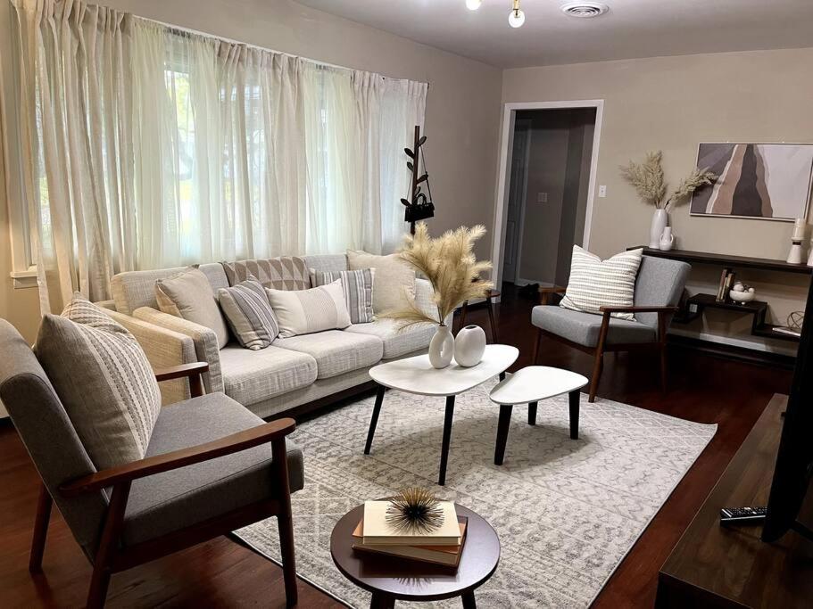 Hudson Haven, Hudson