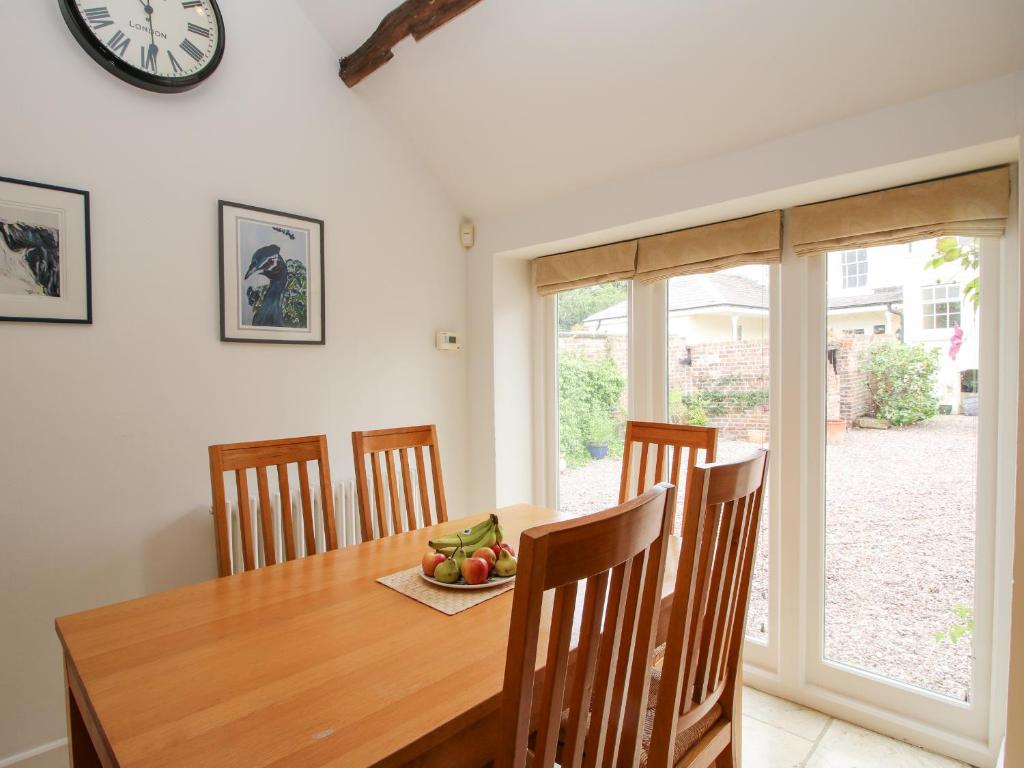 Old Coach House, Shrawardine photo 7