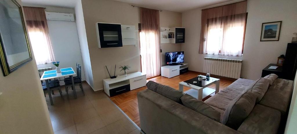 RubiCon Apartments - 2