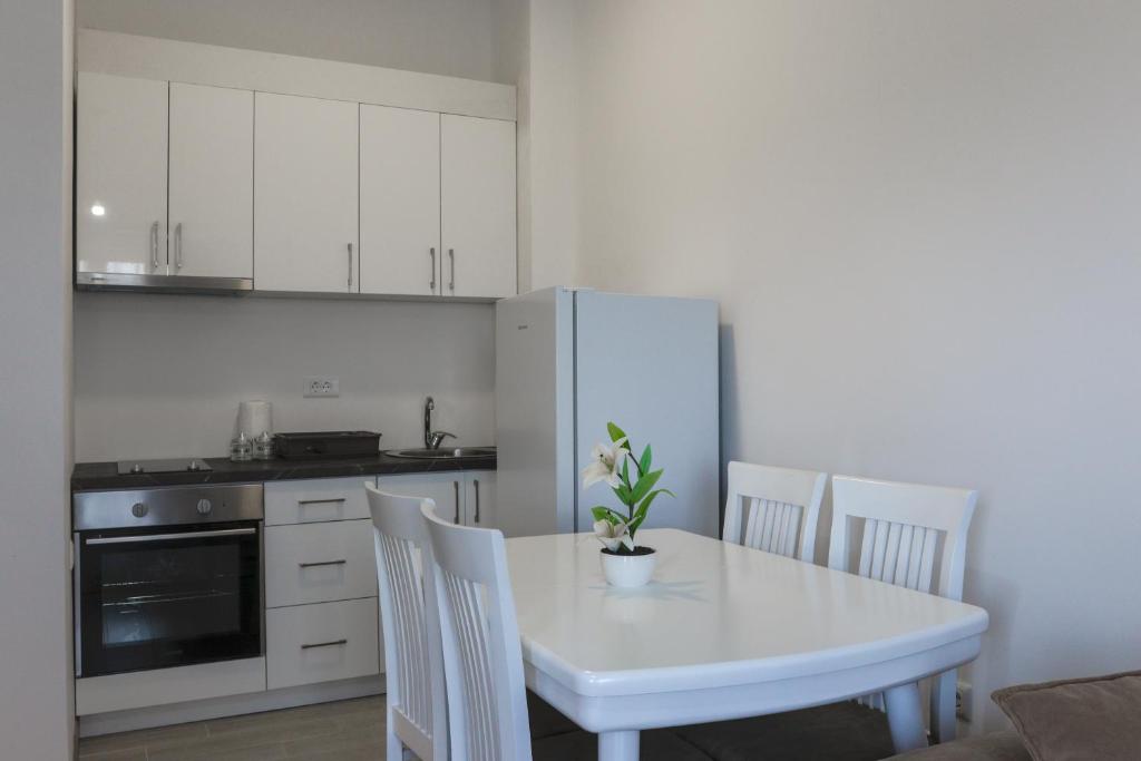 Trea Apartment - 2
