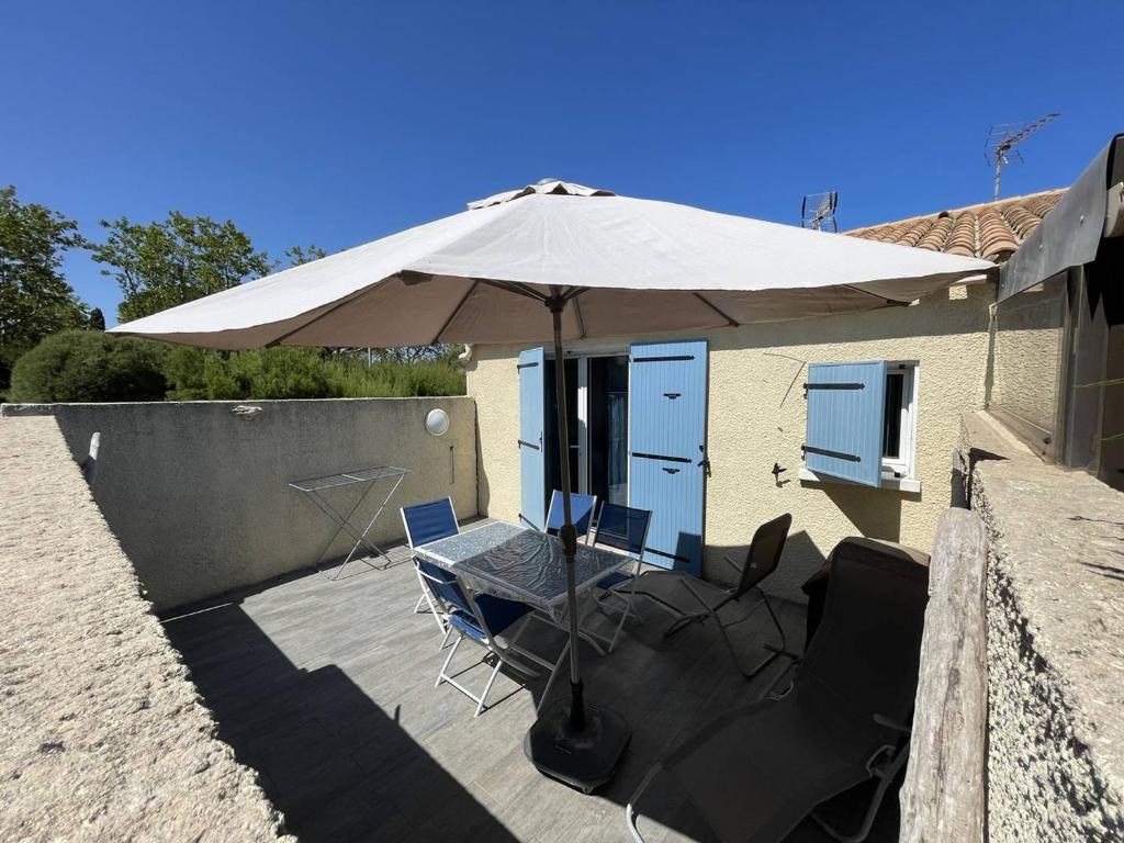 Charmante villa climatisée T2 mezzanine, 6 pers, terrasse ensoleillée, proche plage et commerces - FR-1-106-37 - 3