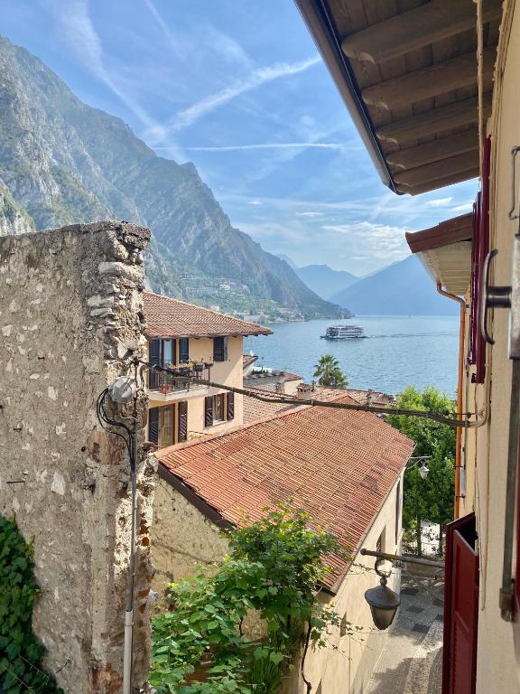 Premium Unique Lakeside view 90 m2 IlRusticodiB Apartment with private garden - 5