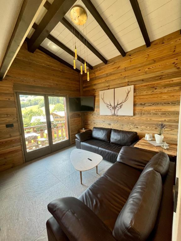 Superbe chalet 4 Chambres, Proche centre, Megève