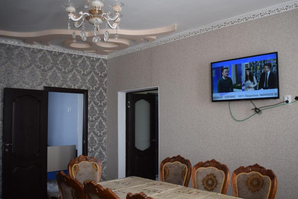 Kyzart Guesthouse photo