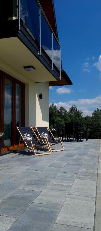 Zakątek Pod Gorcami, Waksmund