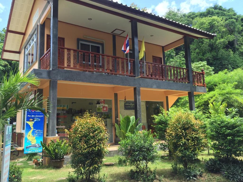 Sandee Bungalow photo