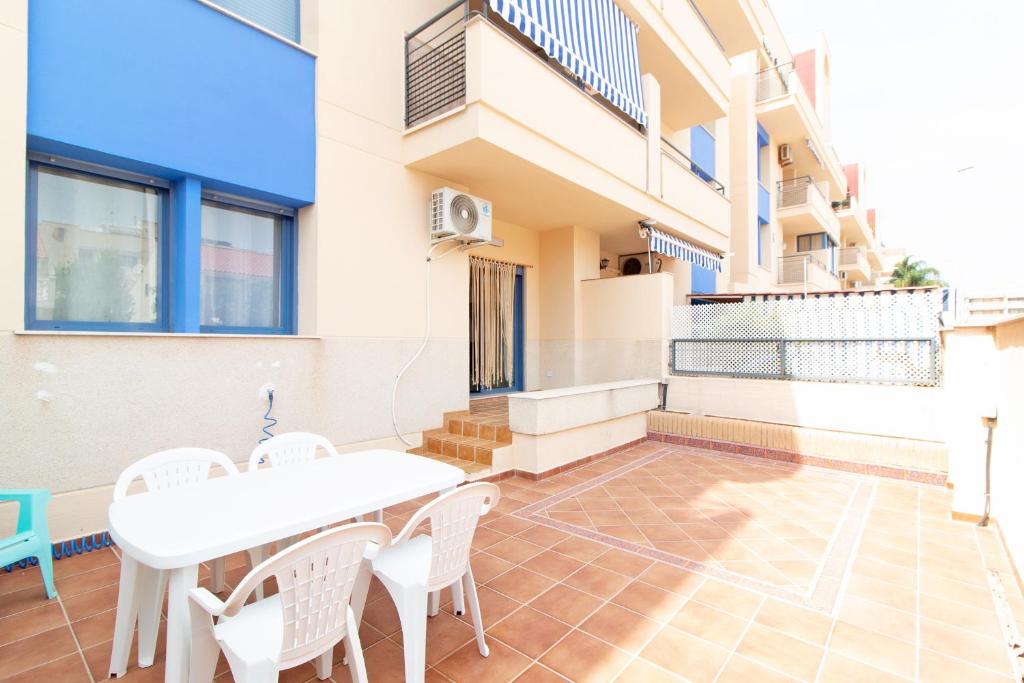 Global Properties, Apartamento con gran terraza en la playa de Canet, Canet de Berenguer