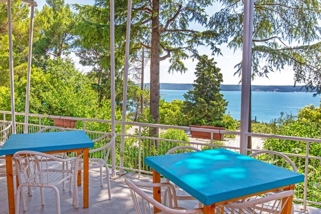 Maestral Residence photo