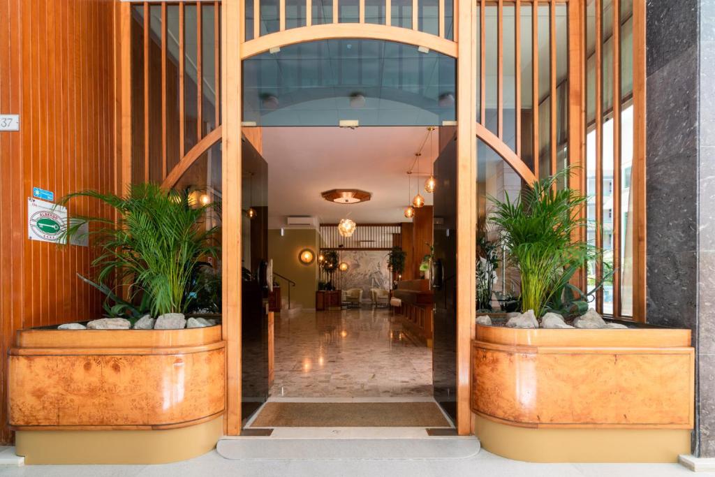 Entrance, Continental B&B City Hotel in Bibione
