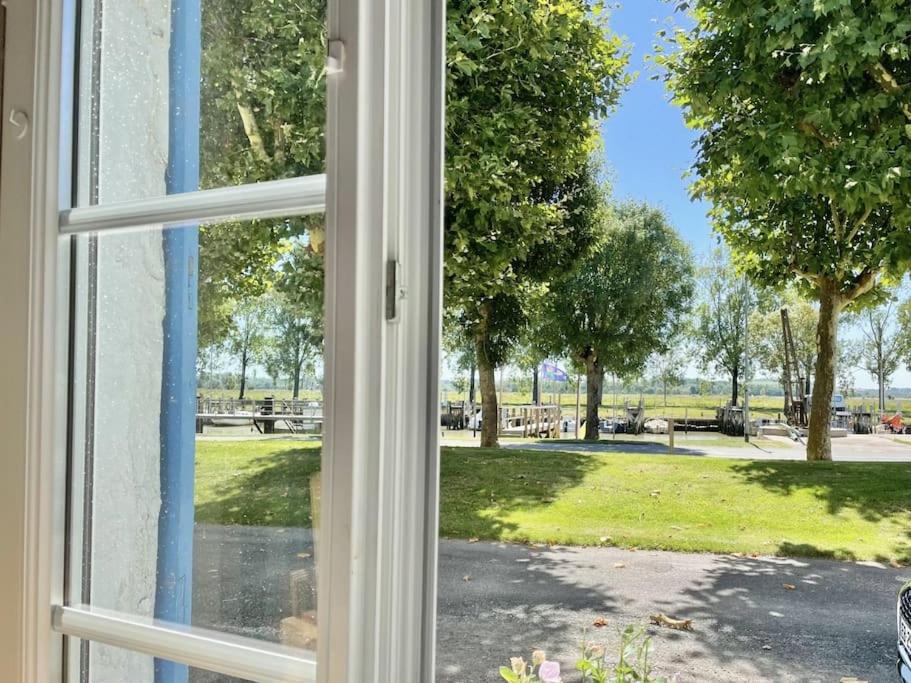 Maison pêcheur sur chenal de l’estuaire & jaccuzzi