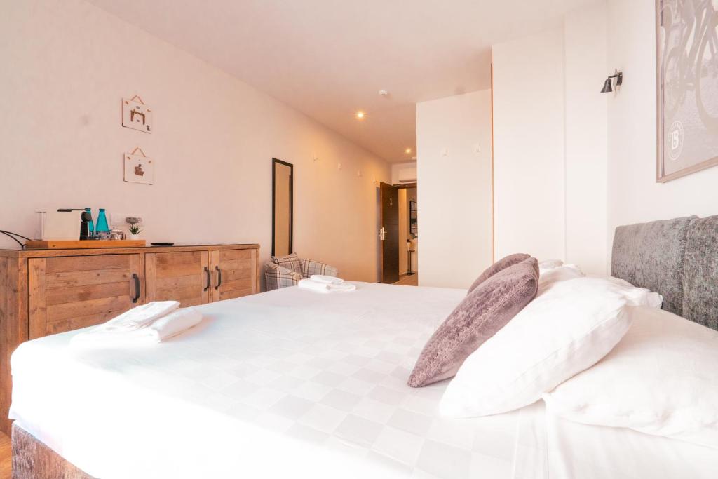 Blanca Boutique Hotel - 5
