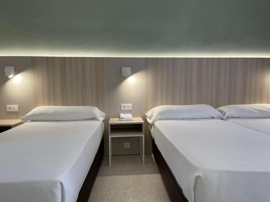 Hotel Marconi — Hotel rooms in Benidorm, Valencian Community