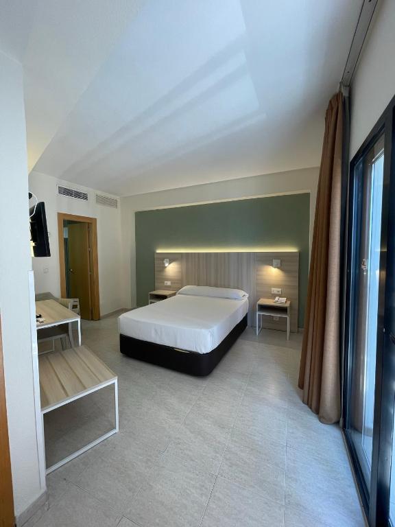 Hotel Marconi — Hotel rooms in Benidorm, Valencian Community