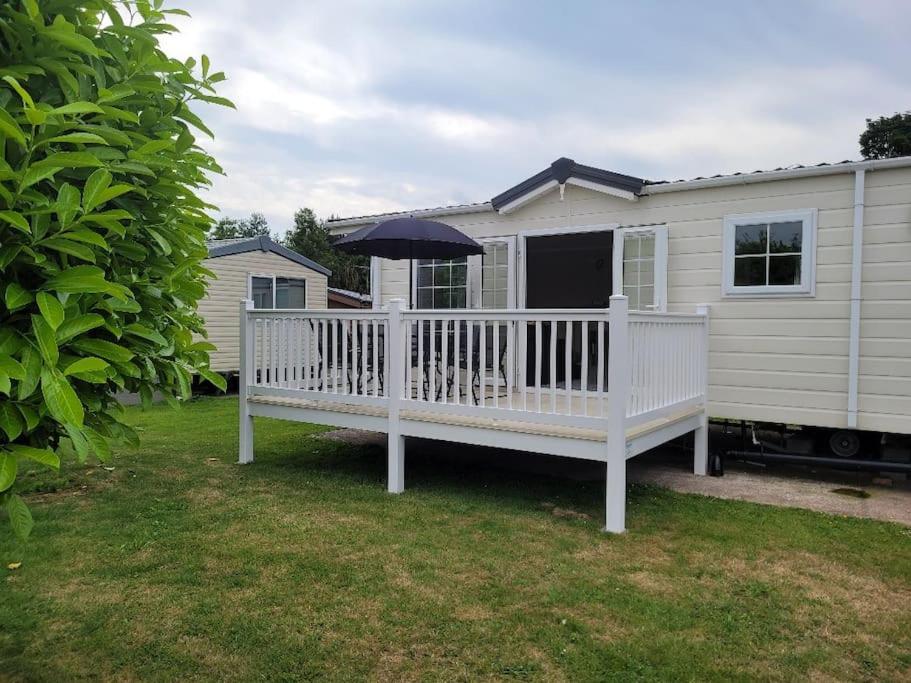 Cherry Blossom Retreat, Felton