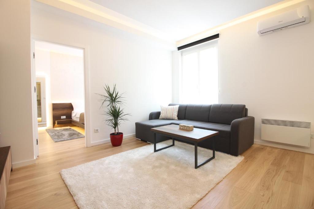 MAGIC Apartments - 3