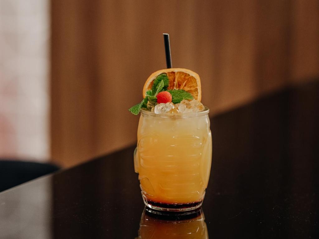 Храна и напитки