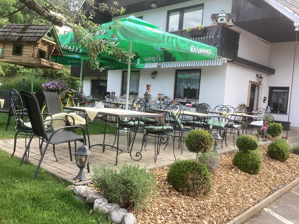 Apartments &amp; Rooms Preseren — Hotel in Bled