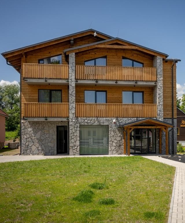 Berg Liptov, Liptovský Mikuláš