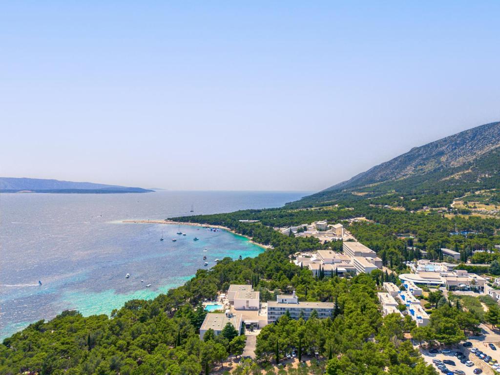 Bluesun Hotel Elaphusa photo