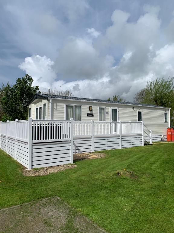 Meadows 3 NEW BEACH HOLIDAY PARK