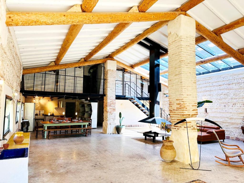 Magnifique Loft - Piscine - Tennis - Babyfoot - 2