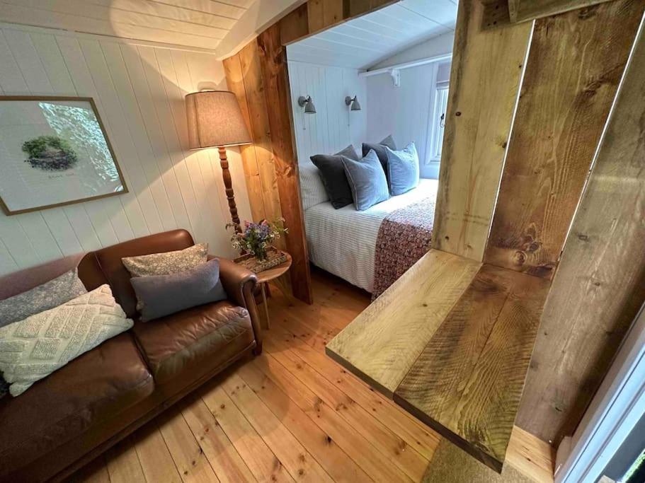 Deirdre's Hut, Lanivet photo 2