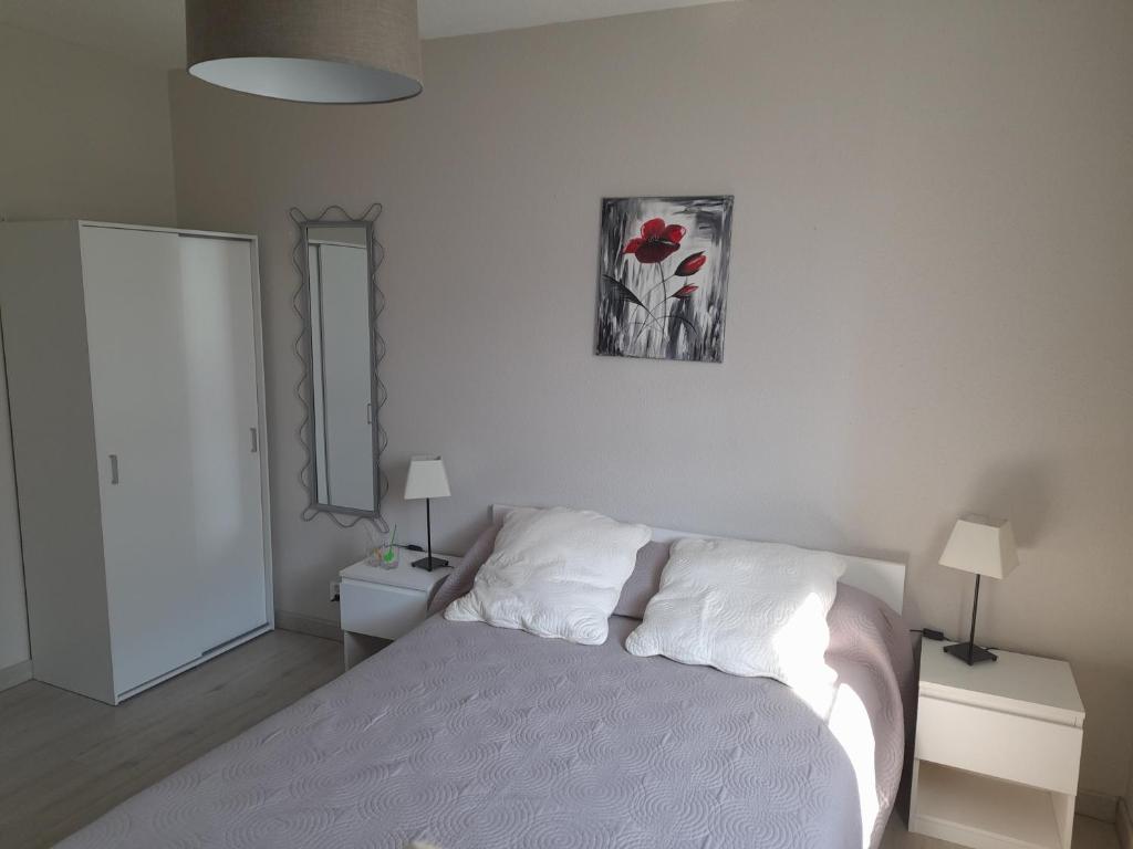 T2 Rez-de-jardin, terrasse et parking, proche de la plage - 4